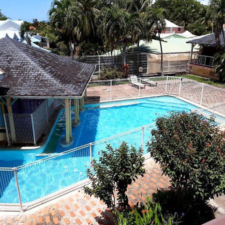 Studio Climatise - Piscine-Plage - 2 A 3 Personnes Sainte-Anne Εξωτερικό φωτογραφία