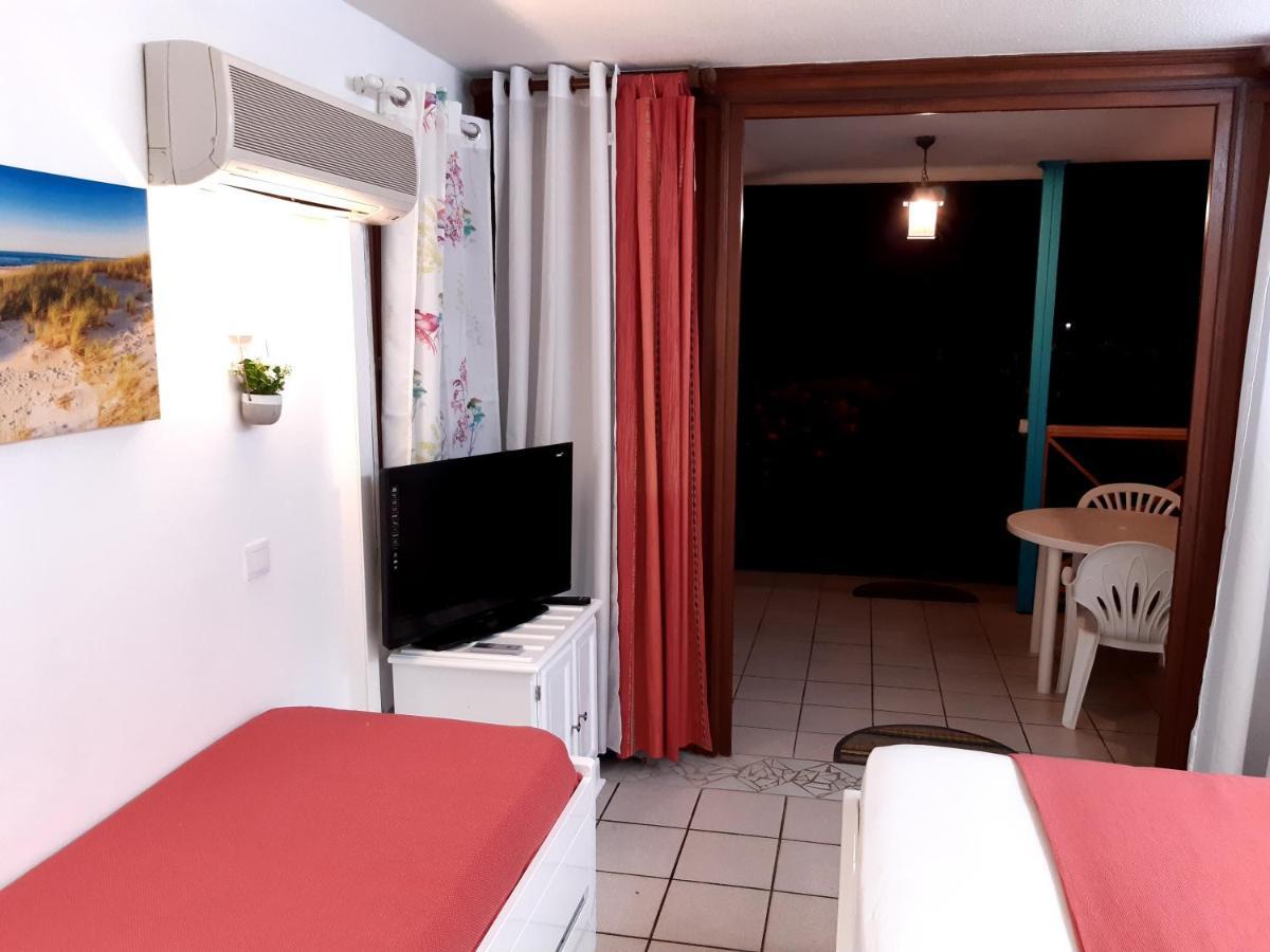 Studio Climatise - Piscine-Plage - 2 A 3 Personnes Sainte-Anne Εξωτερικό φωτογραφία