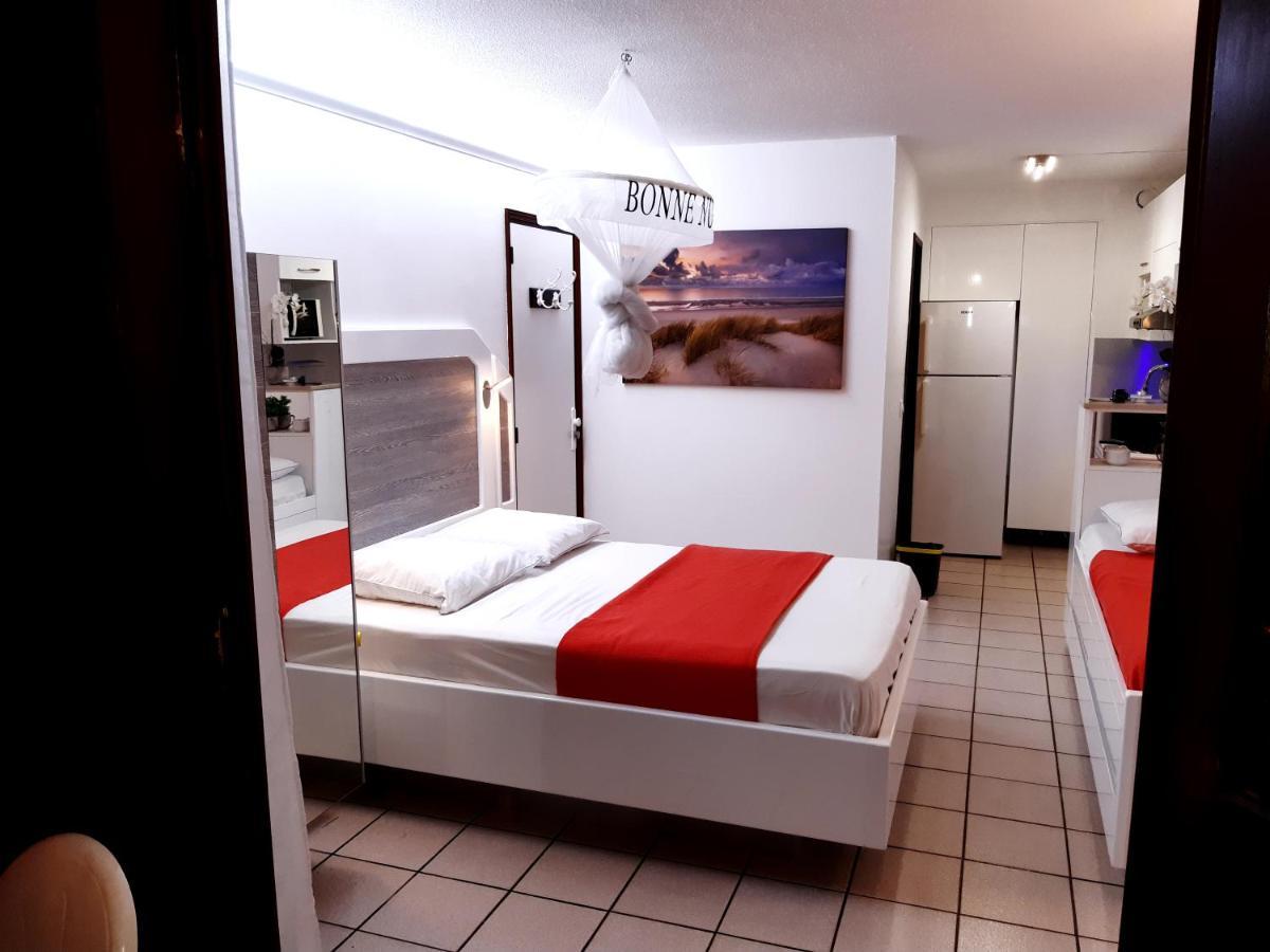 Studio Climatise - Piscine-Plage - 2 A 3 Personnes Sainte-Anne Εξωτερικό φωτογραφία